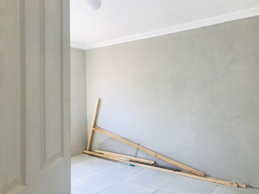 2 Bedroom Property for Sale in Bloemside 5 Free State